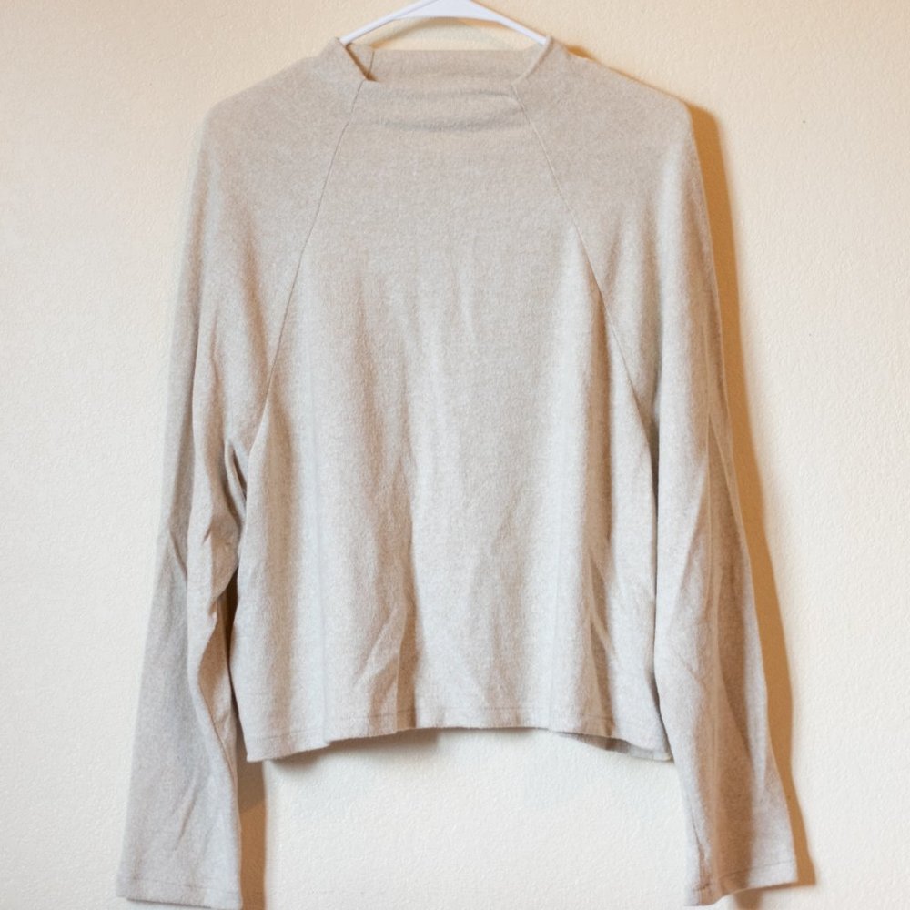 H&M Mock Neck Cashmere Sweater